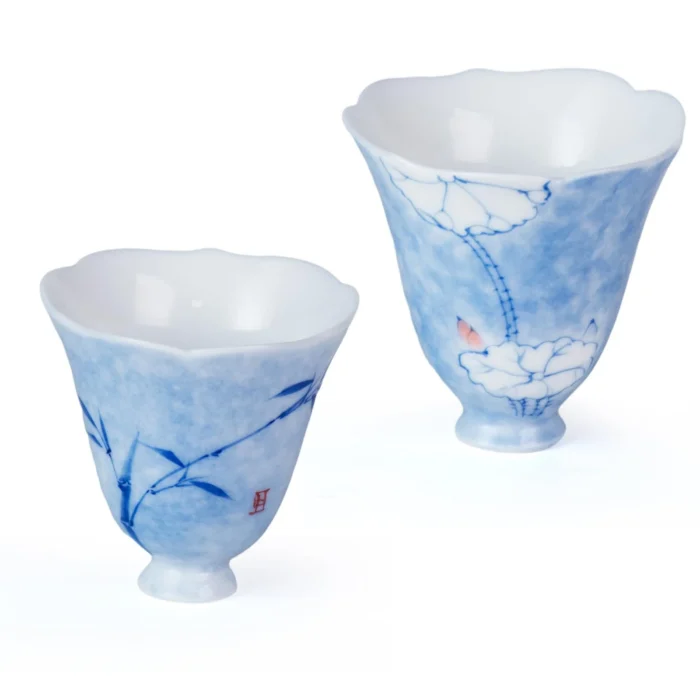 KAMMAK blue floral ceramic tea cups set of two KAMMAK 7KPSP669N+785N ceramic cup and saucer front view for product display