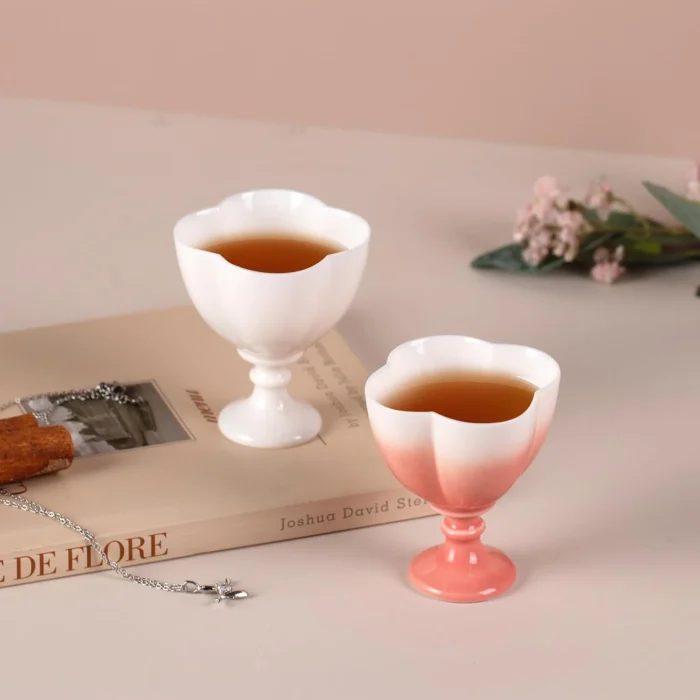 Coral and white ceramic tea cups arranged for tea KAMMAK 7KPSP692N+693N ceramic cup and saucer shape and proportion detail image 3