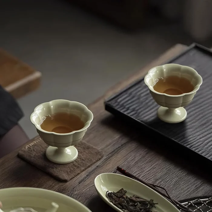 Single reed green porcelain cup filled with tea KAMMAK 7KPSP701N ceramic cup and saucer decorative craft detail image 7