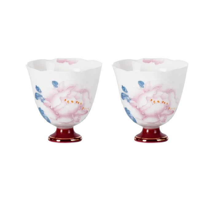 KAMMAK scalloped peony porcelain tea cups set of two KAMMAK 7KPSP710N ceramic cup and saucer front view for product display