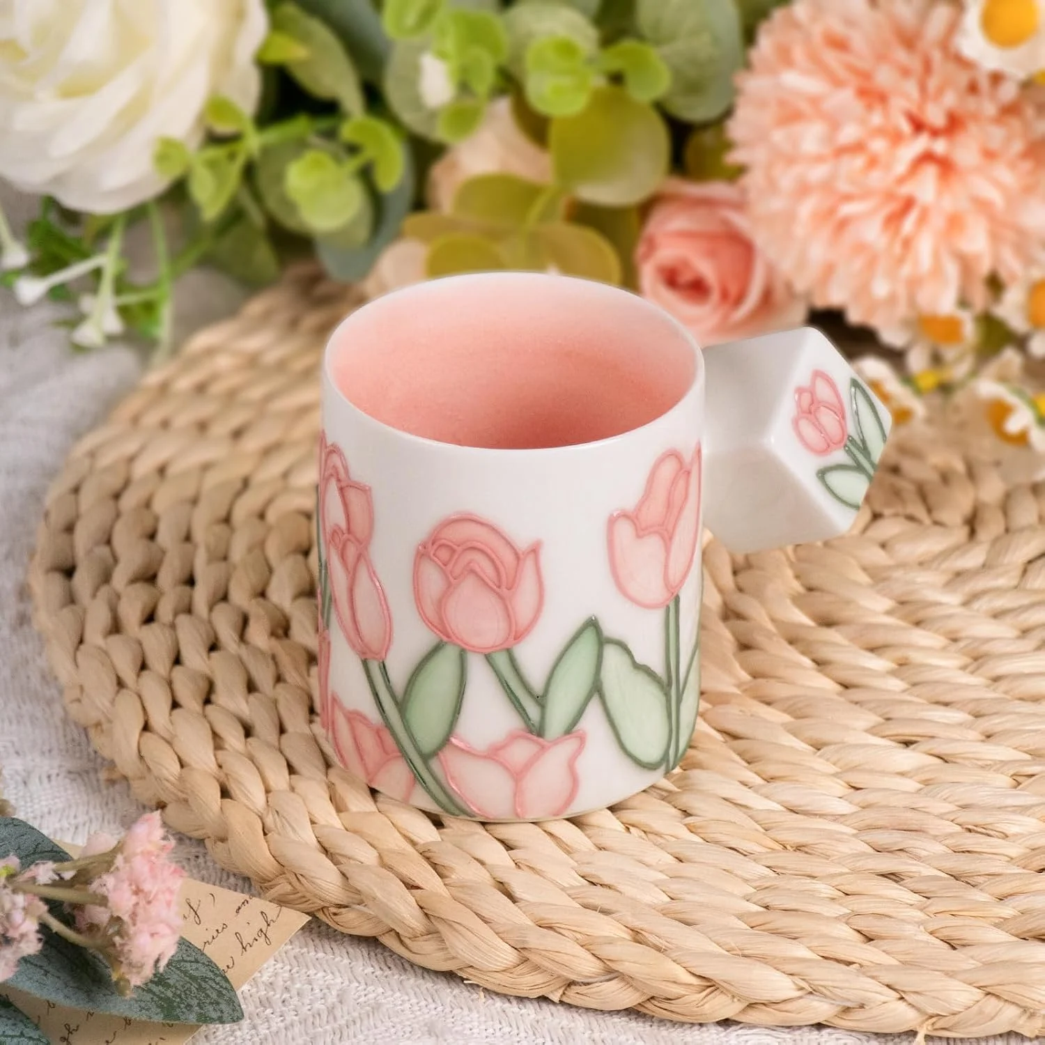 Pink-interior KAMMAK tulip tea mug with square handle