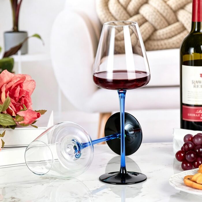 KAMMAK 8KPXH049 wine glasses styled on dining table image 5