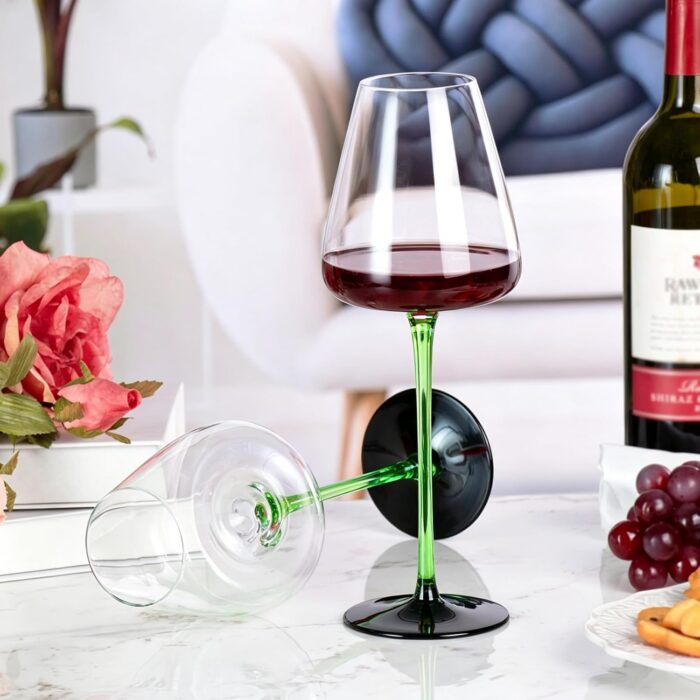 KAMMAK 8KPXH045 wine glasses styled on dining table image 5