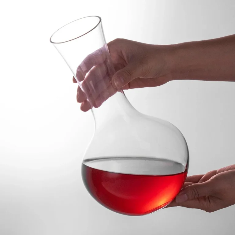 KAMMAK DS53 hand-blown crystal wine decanter – detail view 1