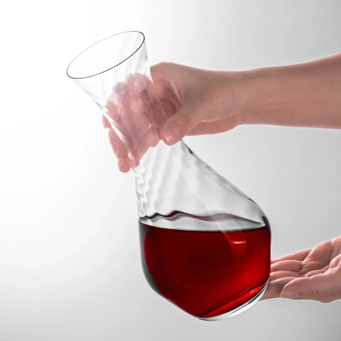 KAMMAK DS54 Textured-Neck Wine Decanter – Detail 3 KAMMAK 8KPDSXY054 glass decanter close-up material detail image 4