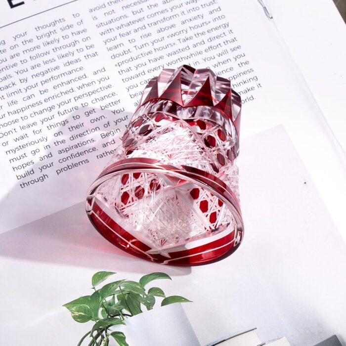 KAMMAK 8KPRS023 whiskey glasses styled on dining table image 5