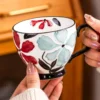 floral-ceramic-goblet-gx003-2 KAMMAK 8CZGX003 ceramic cup and saucer close-up material texture detail image 4