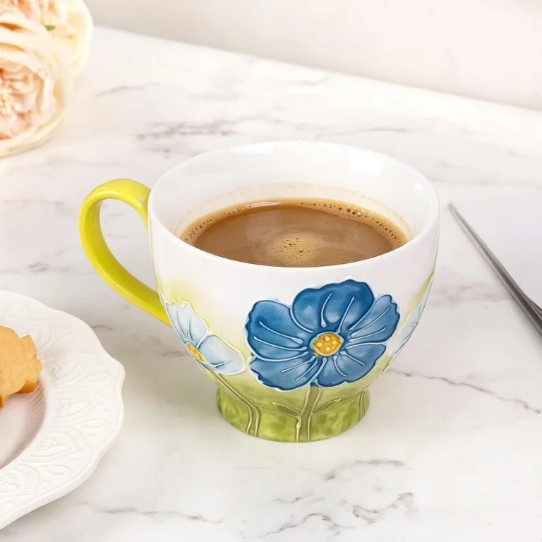 KAMMAK Lily of the Valley Floral Ceramic Goblet – GX027 – detail view 3