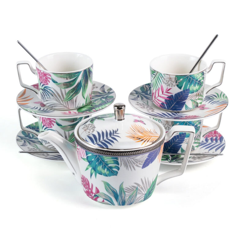 Porcelain Tea Set with Teapot, Teacups, Saucers and Spoons, NX049 – detail view 1