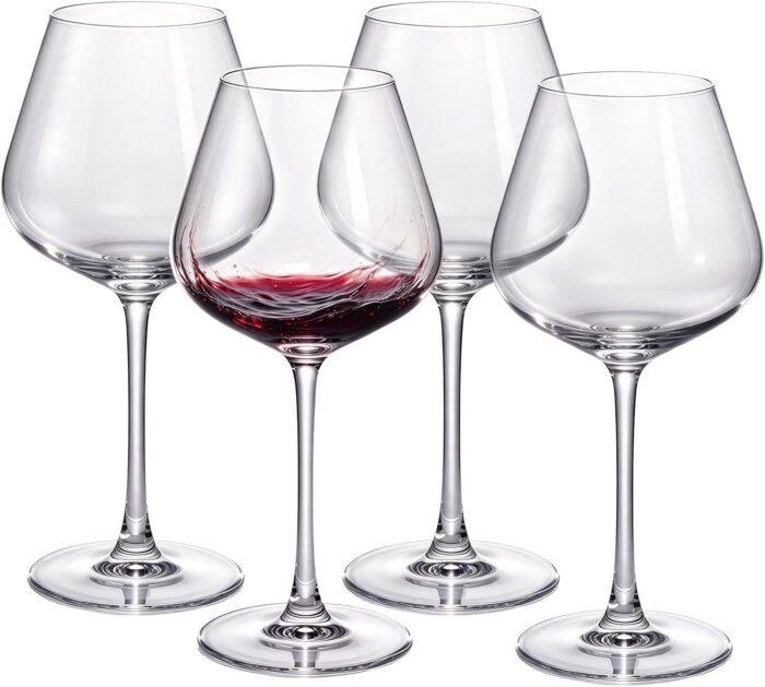Four clear DY039 wine glasses with straight stems and rounded bowls